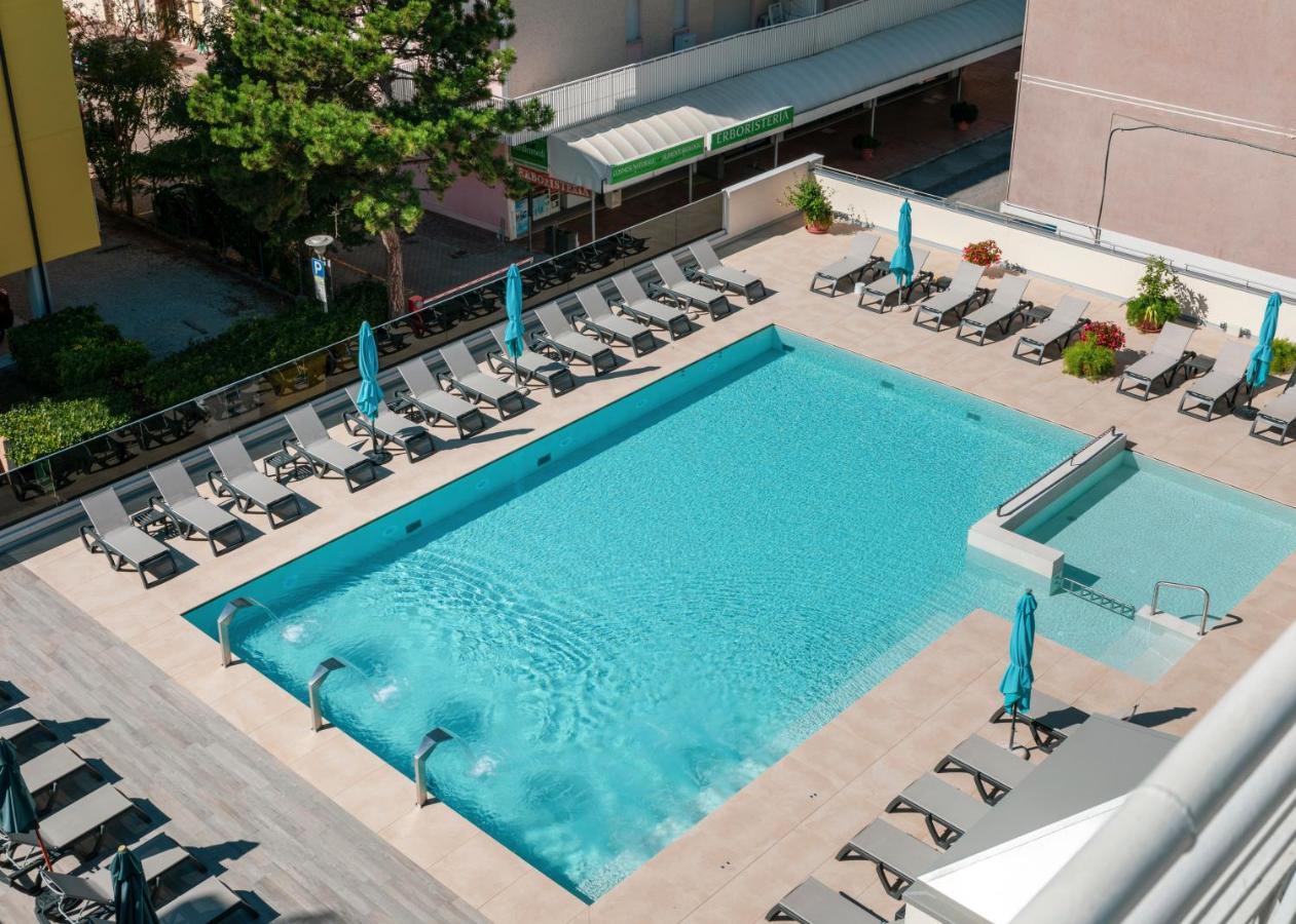 Hotel Golf ***S Bibione Bagian luar foto