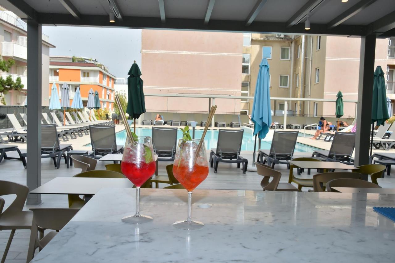 Hotel Golf ***S Bibione Bagian luar foto