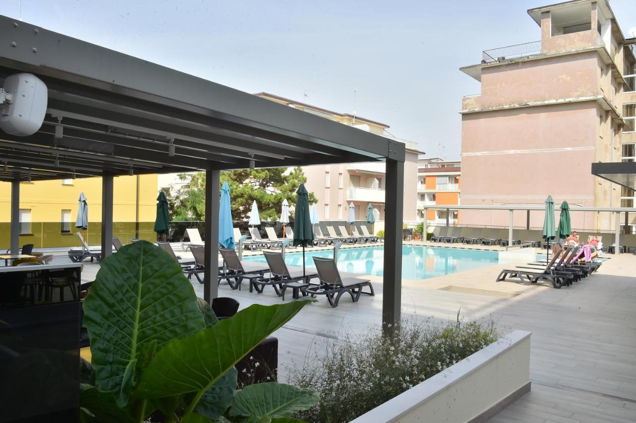 Hotel Golf ***S Bibione Bagian luar foto